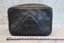 将图片加载到图库查看器，CHANEL/香奈儿 CF 流苏 链条 肩背包 羊皮 Black/Gold hadware(黑色/金色金属) 肩背包 700100184
