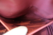 Load image into Gallery viewer, HERMES LINDY 30 Clemence leather Bois de rose □O Engraving Shoulder bag 700090129
