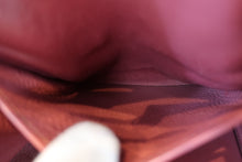 Load image into Gallery viewer, HERMES LINDY 30 Clemence leather Bois de rose □O Engraving Shoulder bag 700090129

