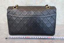 将图片加载到图库查看器，CHANEL/香奈儿 CF 链条包 羊皮 Black/Gold hardware(黑色/金色金属) 肩背包 800090198
