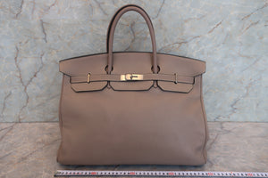 HERMES BIRKIN 40 Clemence leather Gris tourterelle/Matte silver hadware □E Engraving Hand bag 700030026