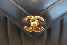 将图片加载到图库查看器，CHANEL/香奈儿 coco小姐 链条包 羊皮 Black/Gold hadware(黑色/金色金属) 肩背包 800050066

