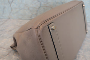 HERMES BIRKIN 40 Clemence leather Gris tourterelle/Matte silver hadware □E Engraving Hand bag 700030026