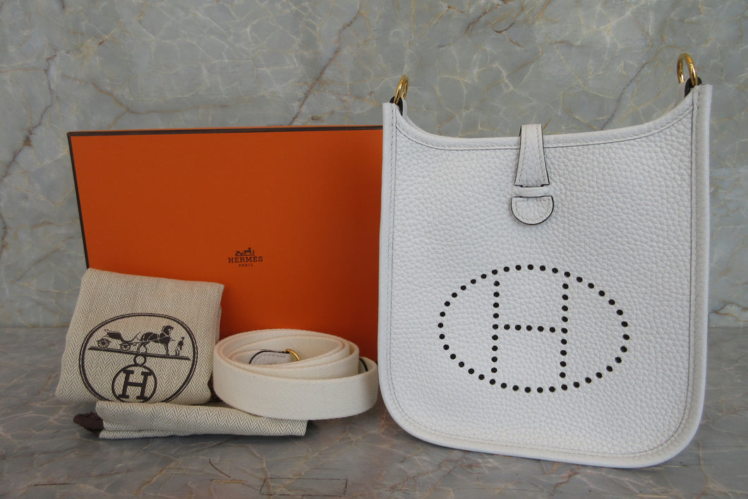 HERMES  EVELYNE TPM Clemence leather New white W刻印 Shoulder bag 700030183