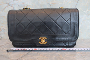 CHANEL/シャネル マトラッセチェーンショルダーバッグ ラムスキン ブラック/ゴールド金具 ショルダーバッグ 700070010