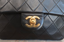 将图片加载到图库查看器，CHANEL/香奈儿 迷你CF 链条包 羊皮 Black/Gold hadware(黑色/金色金属) 肩背包 600090195
