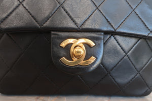 CHANEL Mini matelasse chain shoulder bag Lambskin Black/Gold hadware Shoulder bag 600090195