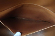 Load image into Gallery viewer, HERMES BOLIDE 35 Graine Couchevel leather Brown Shoulder bag 600070011
