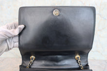 將圖片載入圖庫檢視器 CHANEL/シャネル マトラッセチェーンショルダーバッグ ラムスキン ブラック/ゴールド金具 ショルダーバッグ 800030132
