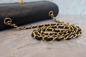 CHANEL/シャネル マトラッセチェーンショルダーバッグ ラムスキン ブラック/ゴールド金具 ショルダーバッグ 700070010