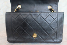 画像をギャラリービューアに読み込む, CHANEL/シャネル マトラッセチェーンショルダーバッグ ラムスキン ブラック/ゴールド金具 ショルダーバッグ 700070010
