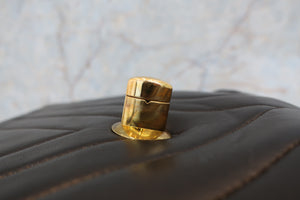 CHANEL/シャネル Vステッチチェーンショルダーバッグ ラムスキン ブラック/ゴールド金具 ショルダーバッグ 700030280