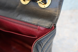 CHANEL/シャネル Vステッチチェーンショルダーバッグ ラムスキン ブラック/ゴールド金具 ショルダーバッグ 700030280