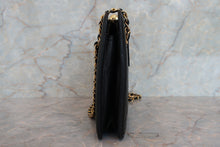 画像をギャラリービューアに読み込む, CHANEL/シャネル マトラッセフリンジチェーンショルダーバッグ ラムスキン ブラック/ゴールド金具 ショルダーバッグ 700070035

