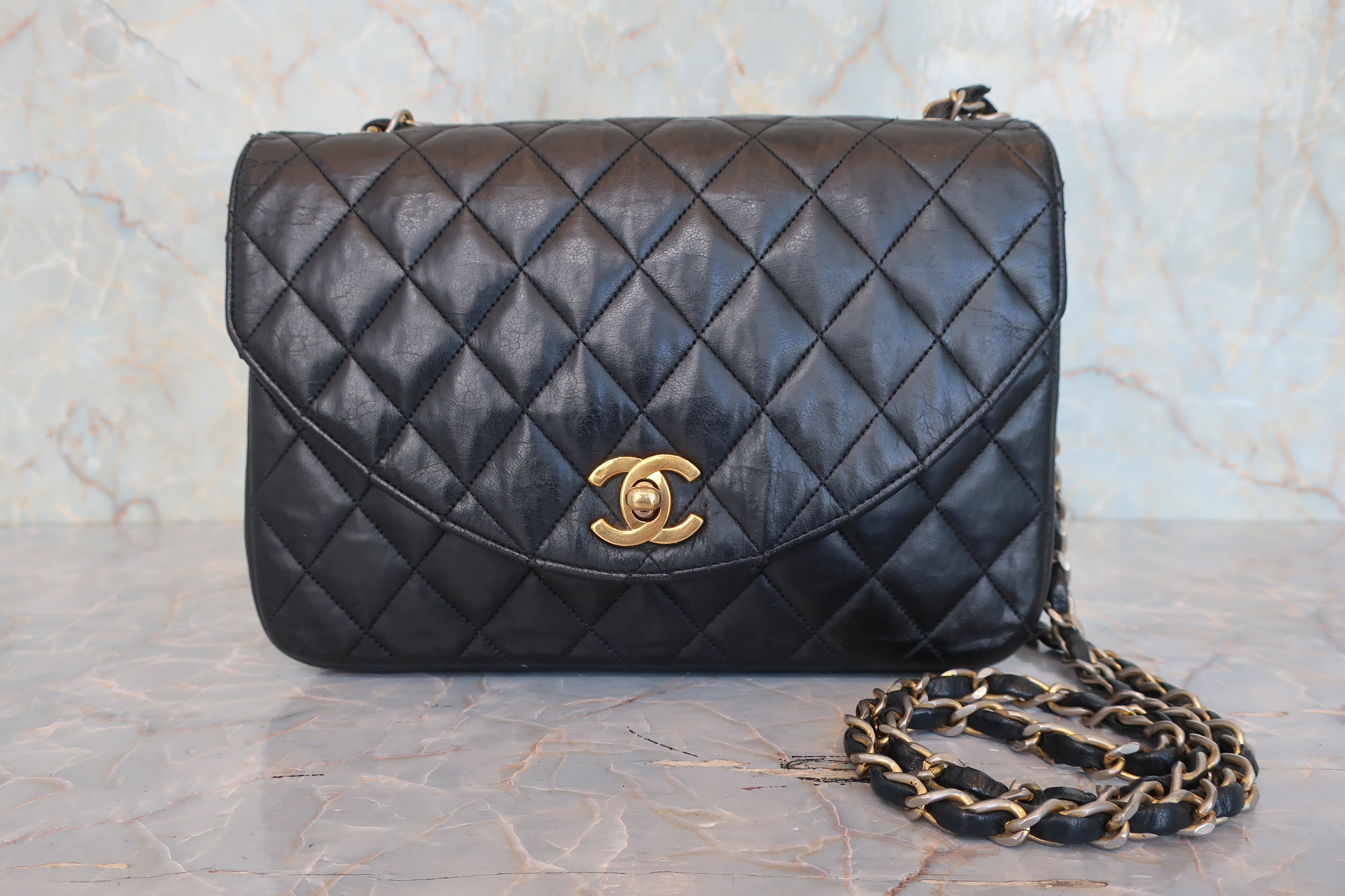 CHANEL/シャネル マトラッセチェーンショルダーバッグ ラムスキン