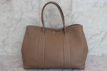 将图片加载到图库查看器，HERMES GARDEN PARTY PM Negonda leather Etoupe gray X刻印 Tote bag 600070047
