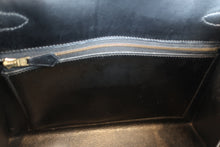 Load image into Gallery viewer, HERMES KELLY 28 Box carf leather Black 〇Z Engraving Shoulder bag 700090115
