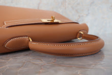 将图片加载到图库查看器，HERMES KELLY 28 Box carf leather Natural 〇W刻印 Shoulder bag 600100175
