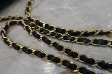 将图片加载到图库查看器，CHANEL/香奈儿 戴妃 CF 链条包 羊皮 Black/Gold hadware(黑色/金色金属) 肩背包 700100154
