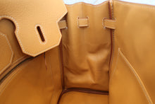 Load image into Gallery viewer, HERMES HAUT A COURROIRE 32 Fjord leather Natural sable □A Engraving Hand bag 700090116
