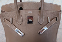 Load image into Gallery viewer, HERMES BIRKIN 30 Clemence leather Etoupe gray □M Engraving Hand bag 700120066

