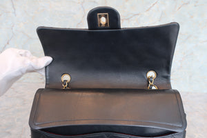 CHANEL/シャネル マトラッセWフラップWチェーンショルダーバッグ ラムスキン ブラック/ゴールド金具 ショルダーバッグ 700070029