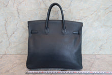 Load image into Gallery viewer, HERMES HAUT A COURROIRE 36 Bi-color Graine Couchevel leather Navy/Red 〇V Engraving Hand bag 700060061
