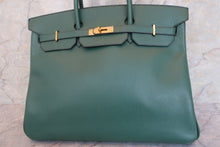 Load image into Gallery viewer, HERMES BIRKIN 40 Ardennes leather Green 〇Y Engraving Hand bag 600080116
