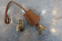 将图片加载到图库查看器，HERMES KELLY 28 Box carf leather Natural 〇W刻印 Shoulder bag 600100175
