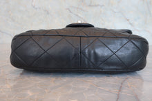 Load image into Gallery viewer, CHANEL Matelasse chain shoulder bag Lambskin Black/Silver hadware Shoulder bag 800030203
