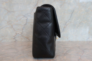 CHANEL/シャネル マトラッセチェーンショルダーバッグ ラムスキン ブラック/ゴールド金具 ショルダーバッグ 700070048
