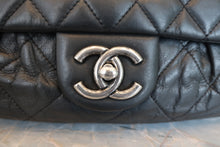 Load image into Gallery viewer, CHANEL Matelasse chain shoulder bag Lambskin Black/Silver hadware Shoulder bag 800030203
