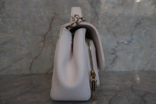 Load image into Gallery viewer, CHANEL Matelasse 2WAY chain bag Caviar skin White/Gold hadware Shoulder bag 600090124
