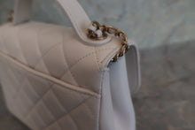 Load image into Gallery viewer, CHANEL Matelasse 2WAY chain bag Caviar skin White/Gold hadware Shoulder bag 600090124
