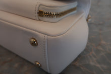 Load image into Gallery viewer, CHANEL Matelasse 2WAY chain bag Caviar skin White/Gold hadware Shoulder bag 600090124
