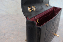 Load image into Gallery viewer, CHANEL Matelasse chain shoulder bag Lambskin Black/Gold hadware Shoulder bag 800070037
