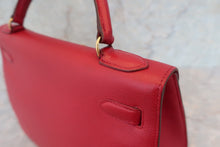 Load image into Gallery viewer, HERMES KELLY 32 Graine Couchevel leather Rouge vif 〇U Engraving Shoulder bag 600060195
