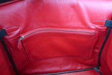 Load image into Gallery viewer, HERMES HAUT A COURROIRE 36 Bi-color Graine Couchevel leather Navy/Red 〇V Engraving Hand bag 700060061
