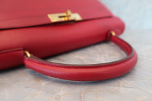 将图片加载到图库查看器，HERMES KELLY 32 Graine Couchevel leather Rouge vif 〇U刻印 Shoulder bag 600060195
