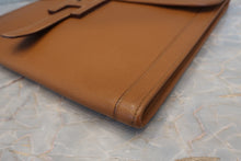 画像をギャラリービューアに読み込む, HERMES／エルメス ジジェGM クシュベル ゴールド クラッチバッグ 700100171
