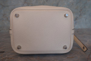 HERMES／エルメス ピコタンロックＰＭ トリヨンクレマンス ナタ Y刻印 ハンドバッグ 700080068
