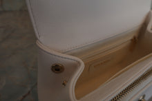 Load image into Gallery viewer, CHANEL Matelasse 2WAY chain bag Caviar skin White/Gold hadware Shoulder bag 600090124
