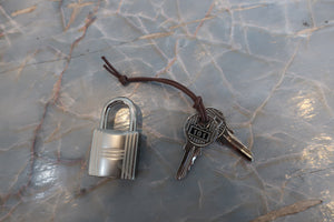 HERMES／エルメス ピコタンロックＰＭ トリヨンクレマンス ナタ Y刻印 ハンドバッグ 700080068