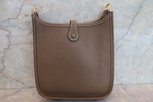 HERMES／エルメス エブリンTPM トリヨンクレマンス エトゥープ Y刻印 ショルダーバッグ 700080104