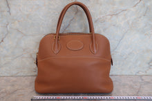 Load image into Gallery viewer, HERMES／BOLIDE 31 Clemence leather Gold □O Engraving Hand bag 700090120
