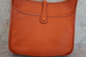 HERMES EVELYNE 2PM Clemence leather Orange □H刻印 Shoulder bag 600040172