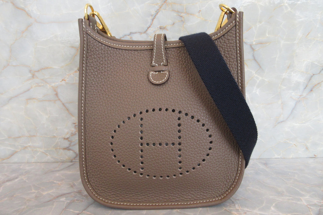 HERMES  EVELYNE TPM Clemence leather Etoupe gray U刻印 Shoulder bag 700060087