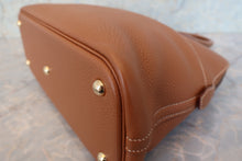 Load image into Gallery viewer, HERMES／BOLIDE 31 Clemence leather Gold □O Engraving Hand bag 700090120
