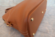 Load image into Gallery viewer, HERMES／BOLIDE 31 Clemence leather Gold □O Engraving Hand bag 700090120
