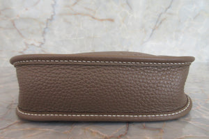 HERMES  EVELYNE TPM Clemence leather Etoupe gray U刻印 Shoulder bag 700060087